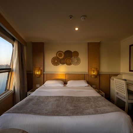 Magic I Nile Cruise Deluxe Boat The Scheduled Departure Is On Saturday For A 7-Day Nile Cruise Hotel Luxor Exterior photo