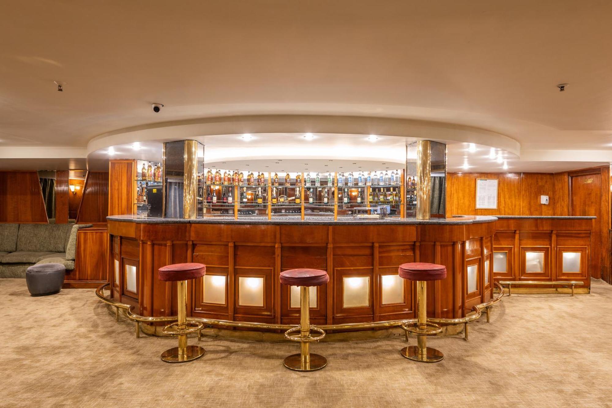 Magic I Nile Cruise Deluxe Boat The Scheduled Departure Is On Saturday For A 7-Day Nile Cruise Hotel Luxor Exterior photo